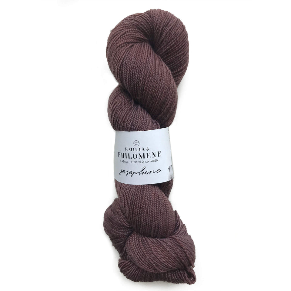 Emilia Philomene yarn Josephine Tiffany  - 100% Merino Wool Hand Dyed