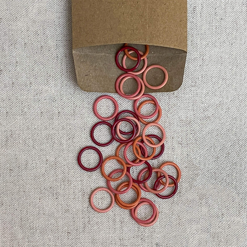 Large Stitch Markers for Knitting Needles - Set of 32 Seamless Rings