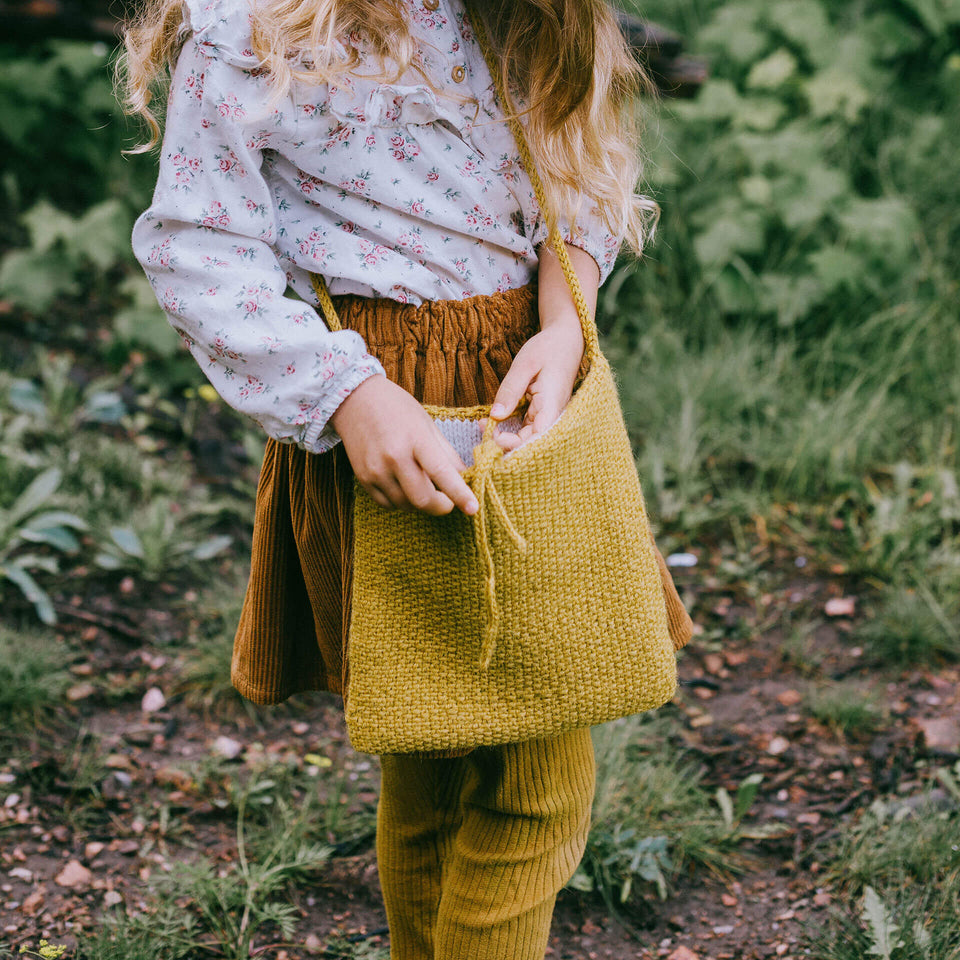 Woodland — Lichen Bag Knitting Pattern