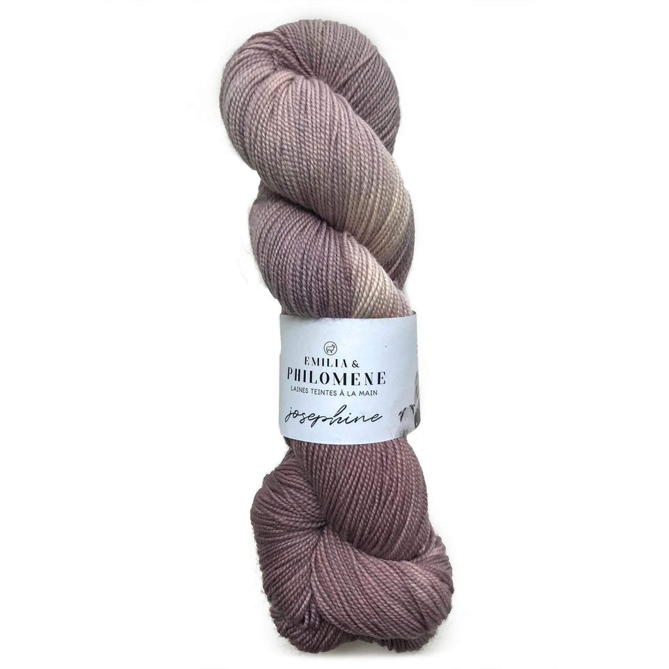 Emilia Philomene yarn Josephine Les Argues Roses  - 100% Merino Wool Hand Dyed