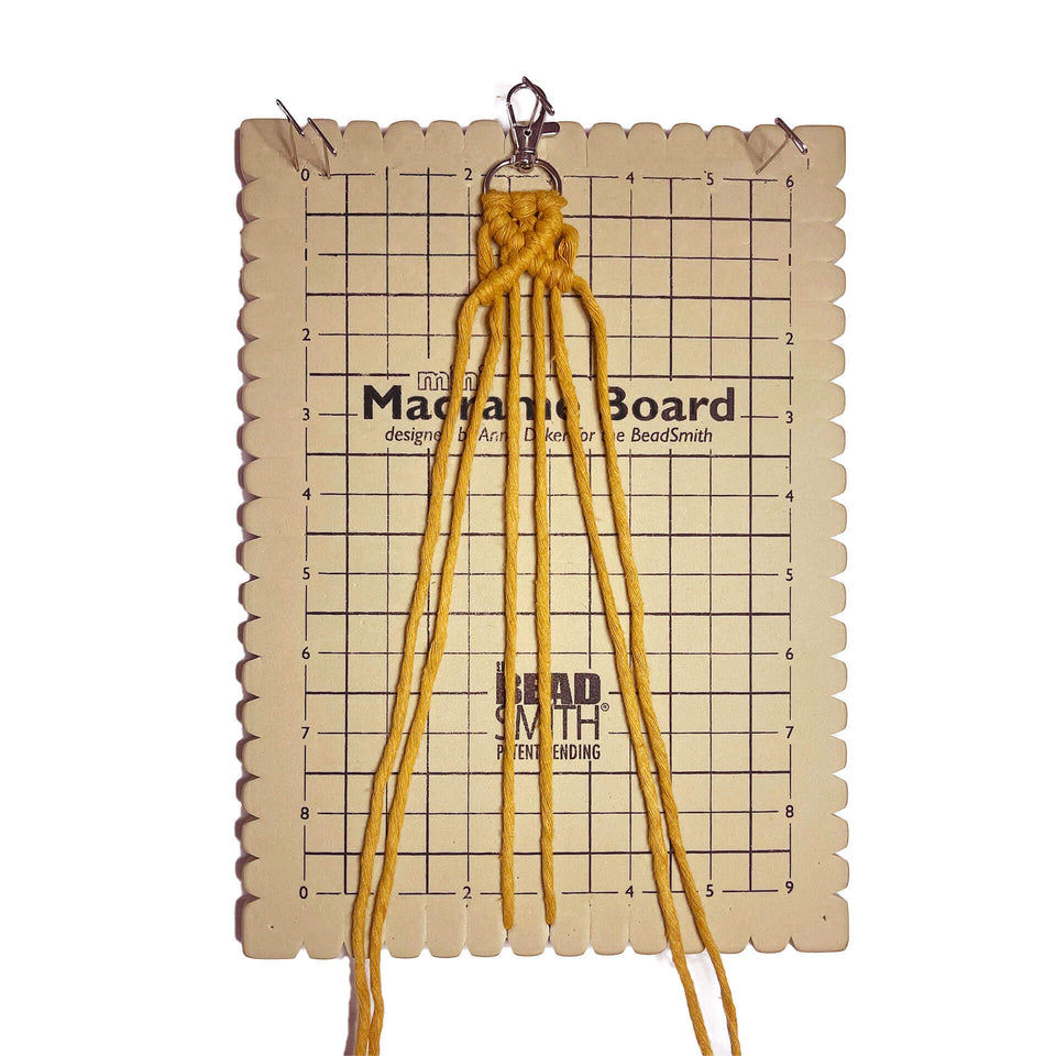 Small Macramé Board From the Beadsmith® 19x26.5cm 7.5x10.5 Inches