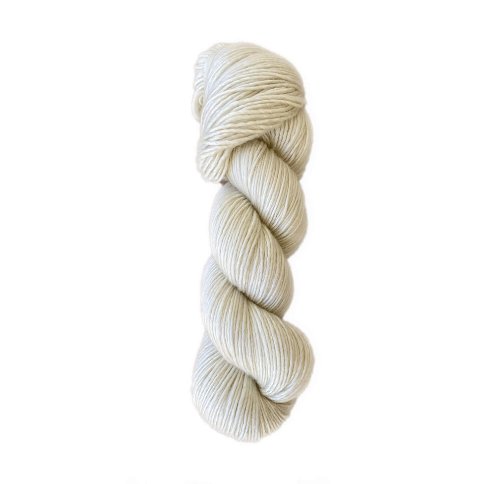 The Botanic wool - 50% tencel - 50% highland wool soft and eco friendly - Cream Southern magnolia color