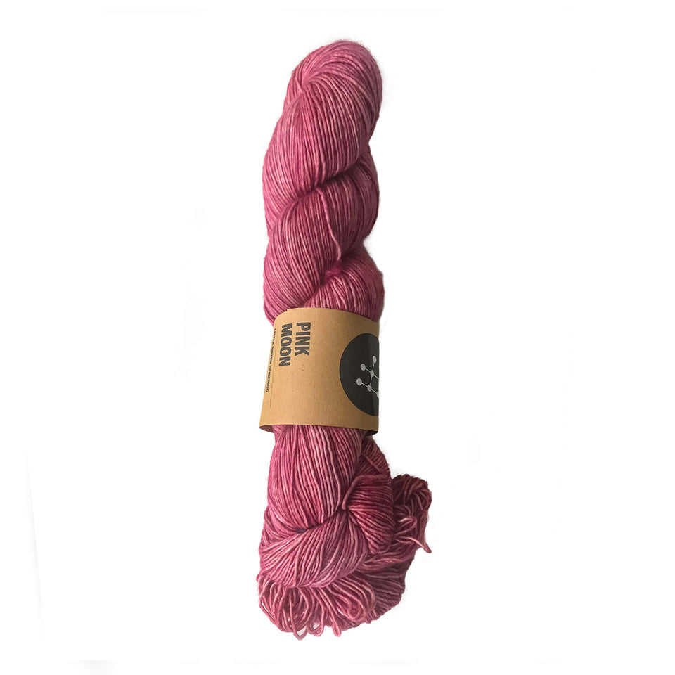 Kraeo Yarn - Indie Died Yarn - Little sister yarn - pink moon